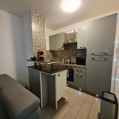 Charmante Villa Avec Piscine, Quartier Residentiel Saint-Jean-de-Védas Exterior foto