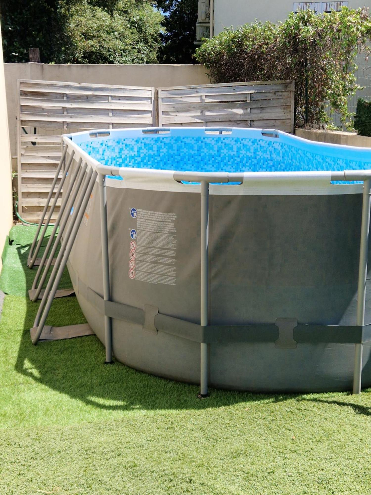 Avec Piscine Climatisation Et Parking